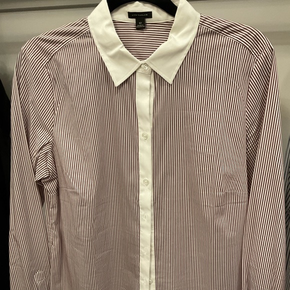 ANN TAYLOR bundle of 2 button downs shirts - Picture 5 of 9